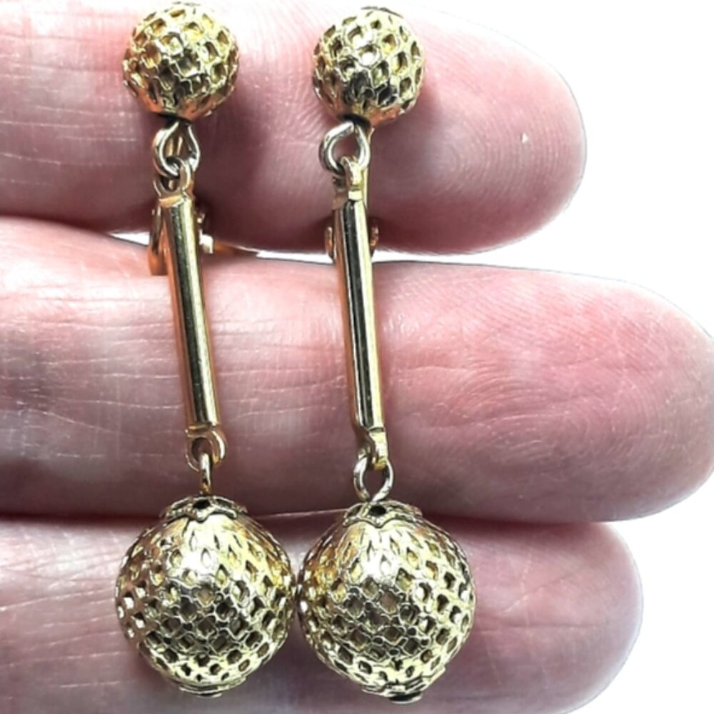 Vintage Kramer Designer Gold Tone Dangle Clip-on Earrings 1 3/4"  Long